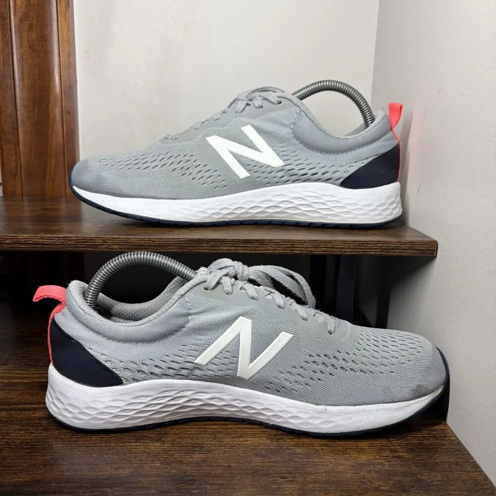 Size 10 Womens - New Balance Fresh Foam Arishi v3 Shoes Gray/Pink
